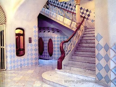 Casa Batlló - Antoni Gaudí, Pg. de Gràcia, 43 Barcelona